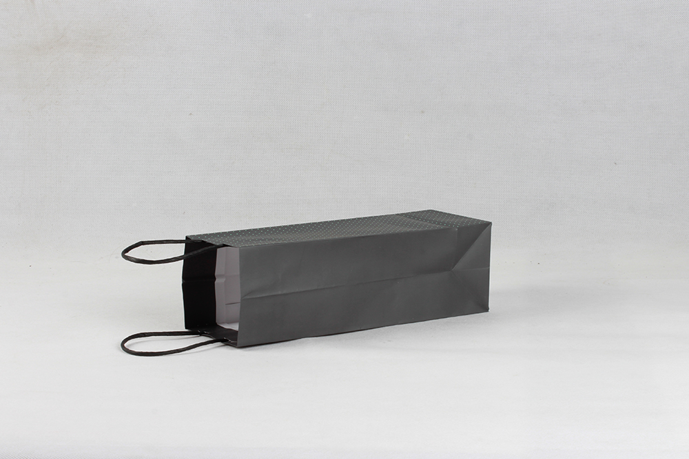 黑色高檔禮品牛皮紙袋定制 黑色高檔禮品牛皮紙袋定制